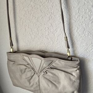 Elegant Light Gray Vintage Shoulder Bag